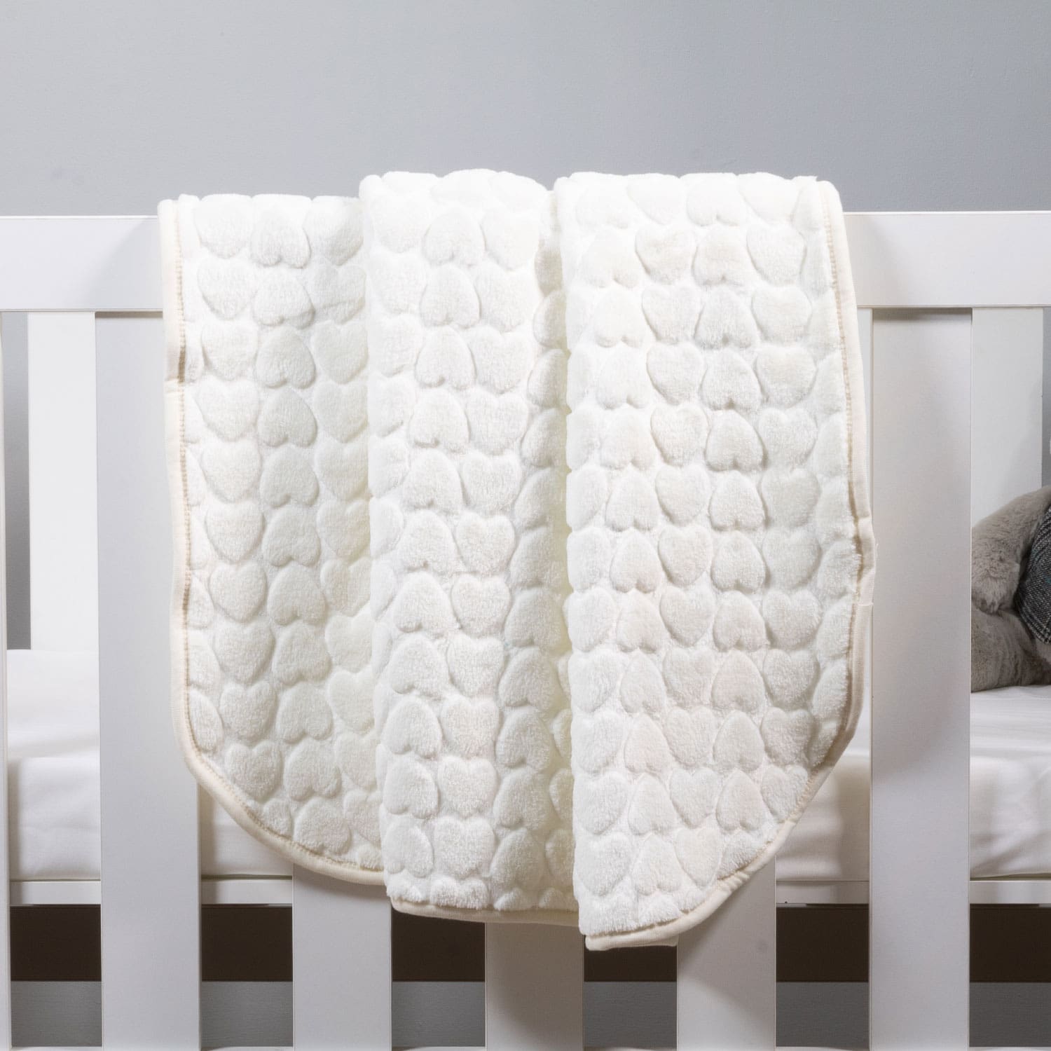 Baby Faux Mink Blanket Cream Heart Pattern Baby Faux Mink Blanket Cream Heart Pattern