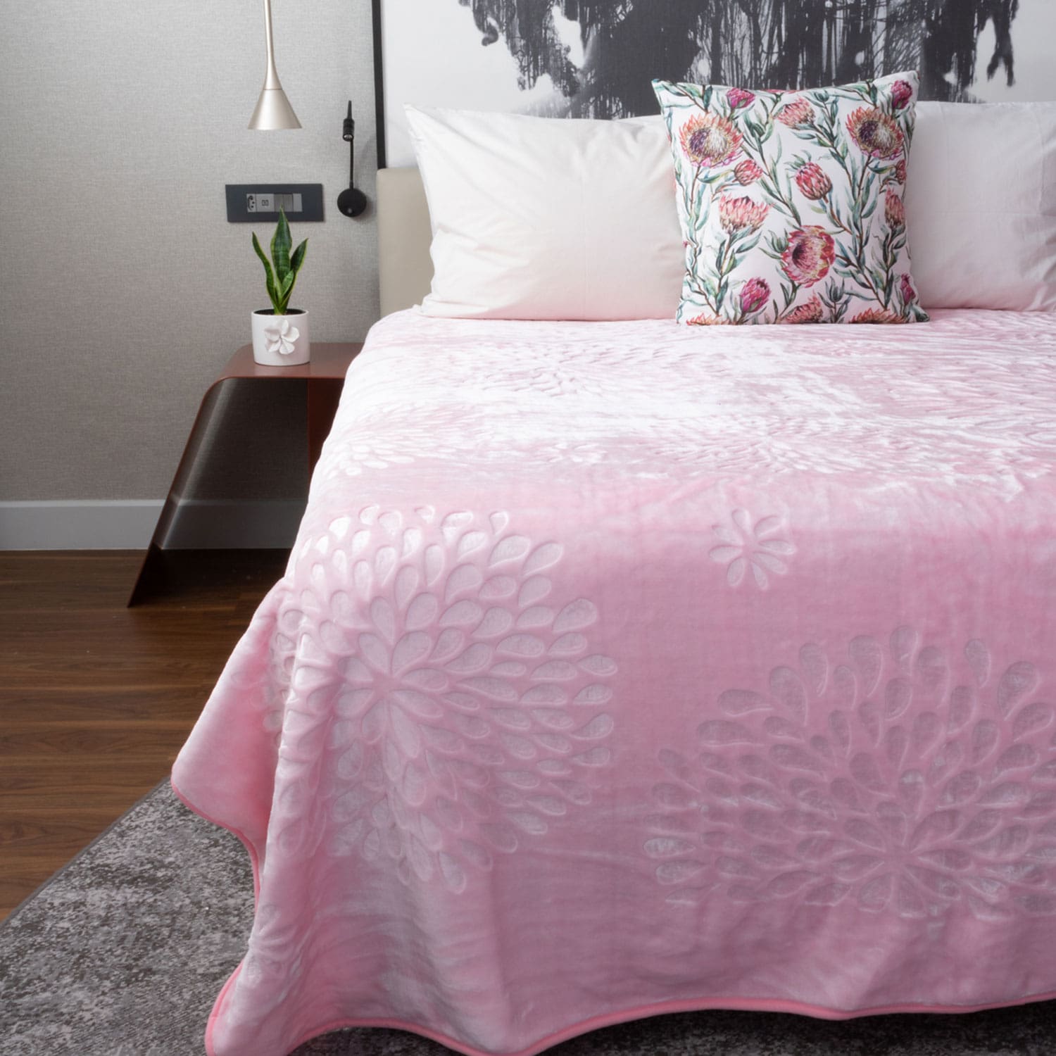London Faux Mink Blanket Pink London Faux Mink Blanket Pink